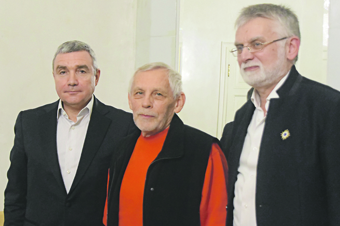 Корнилову навстречу