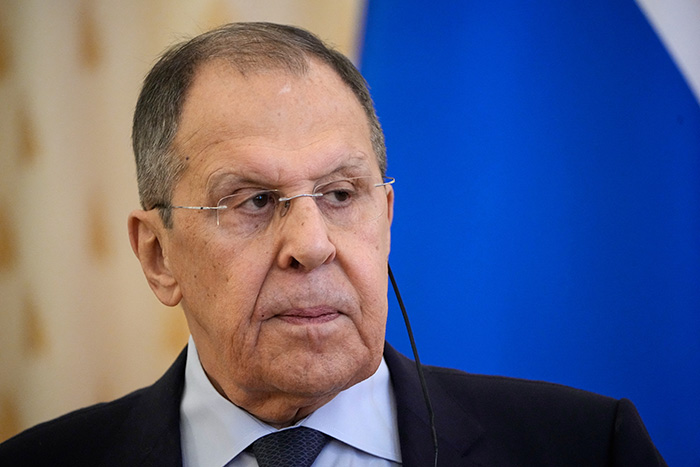 О нереалистичном переносе переговоров из Стамбула в Ватикан