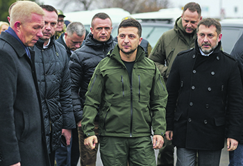 Зеленского подводит команда