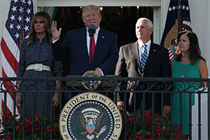Трамп планирует встретиться с Путиным, Помпео может предстать перед судом