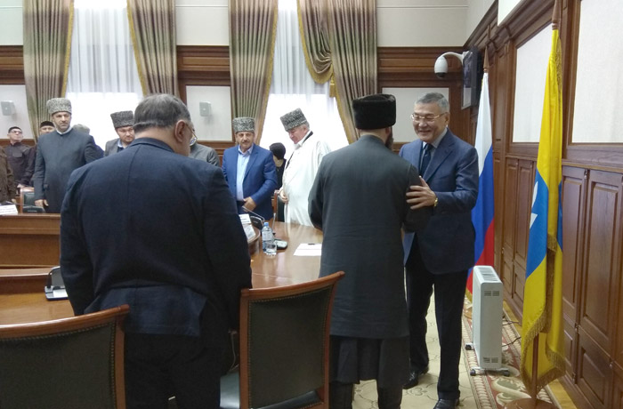 Столица Калмыкии стала площадкой для общения исламских духовных лидеров