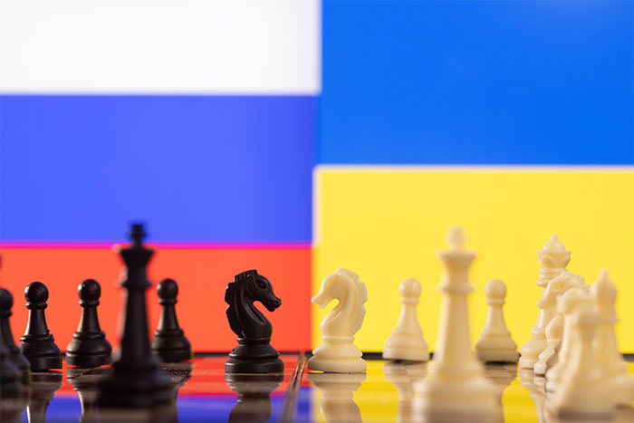 О непубличном характере переговоров по Украине