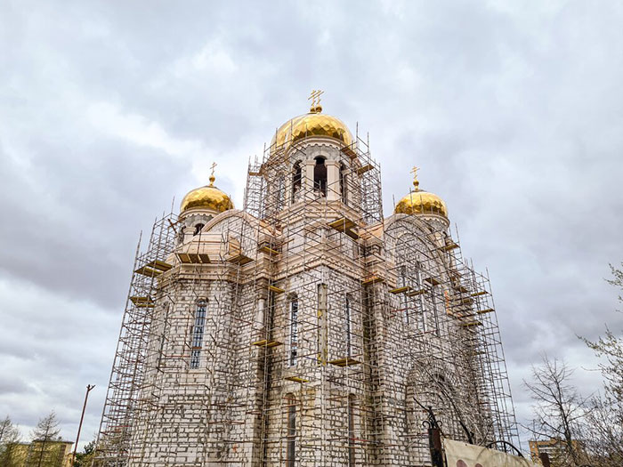 Церковь зовут осваивать село