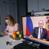 Телевидение превращается в развлечение для престарелых 