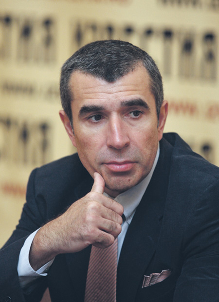 Поздравление Заместителю председателя правления ООО "УК «Роснано" В.Е. Аветисяну 1 апреля исполнилось 60 лет