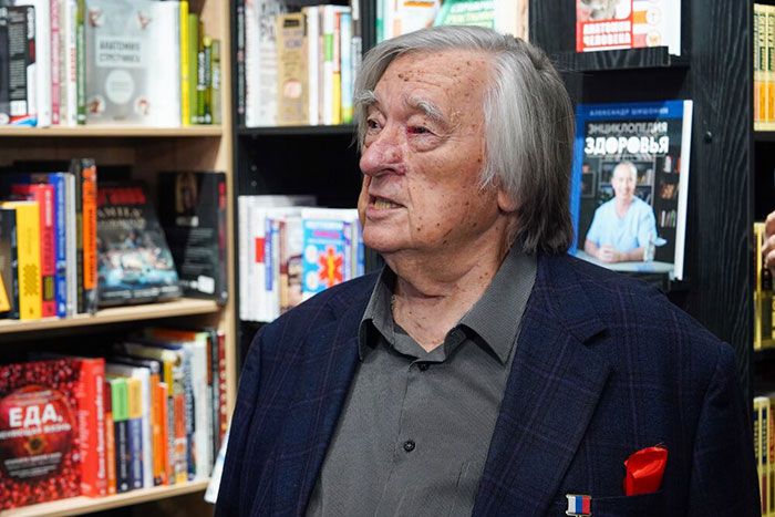 В новом романе Александра Проханова действуют персонажи, напоминающие Путина и Пригожина. И это настораживает