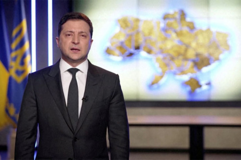 Украина первый день живет в режиме ЧП