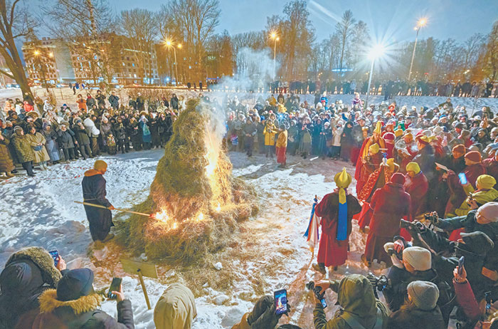Весна начинается с Востока
