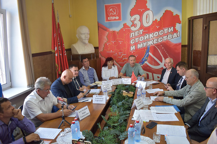 За демократией – в Сибирь