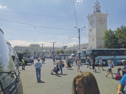 Крым осваивают приезжие