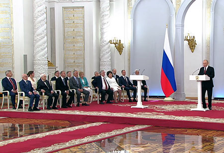 день россии, путин, награждение героев, совбез рф, защита традиционных ценностей, уроки спецоперации, программа вооружения, володин, клекнер, переписка