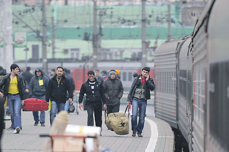 трудовые мигранты, гастарбайтеры, малый бизнес, зарплаты, теневой сектор, трудовые ресурсы