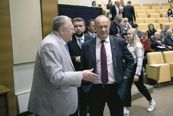 Думская оппозиция поднимает голову