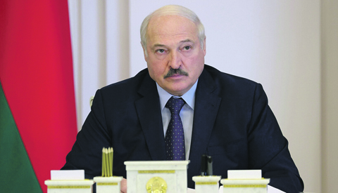 Лукашенко начал торг с Европой