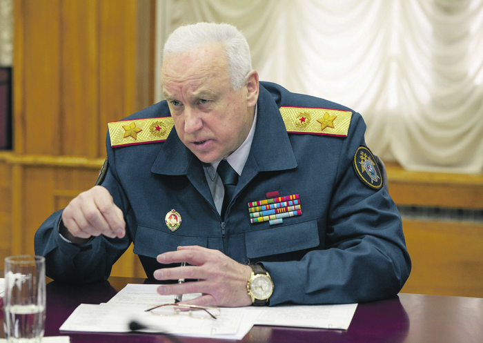Следователей отправляют  на переэкзаменовку