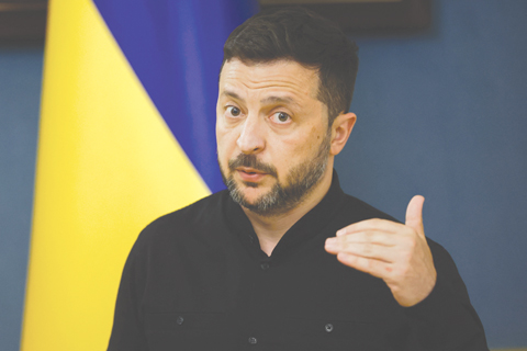 Зеленский предложил три площадки для переговоров