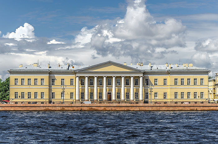 Зачем город на Неве повысил свой академический статус