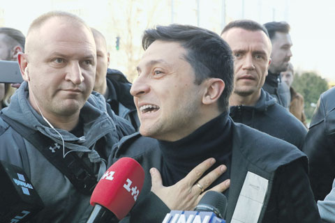 Порошенко готовится выиграть нокаутом