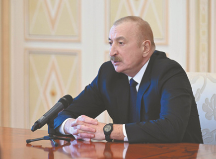 Азербайджан оказал Ирану гуманитарную помощь, несмотря на теракты