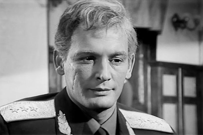Принц с офицерской выправкой. Василий Лановой умер в возрасте 87 лет