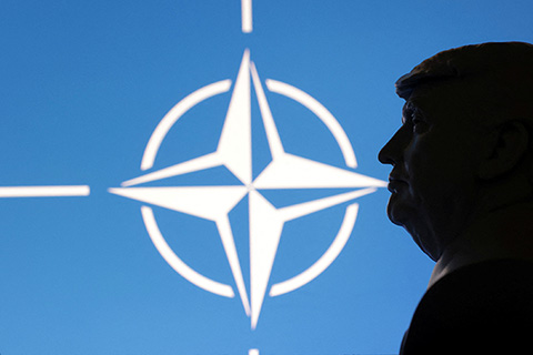 Об избыточных ожиданиях президента США
