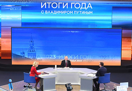 Путин сократил "Прямую линию" с народом... 
