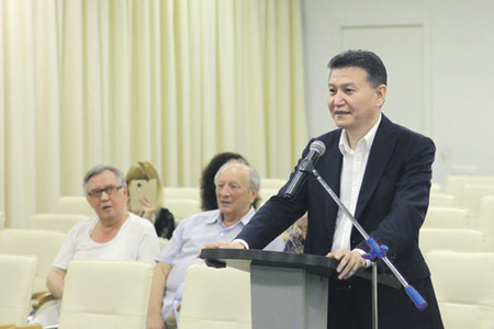 Карлсен и Каруана продолжают заочный спор