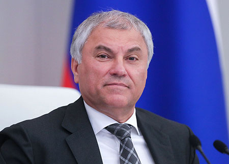 Володин объявил о подготовке Госдумой "закона Путина"