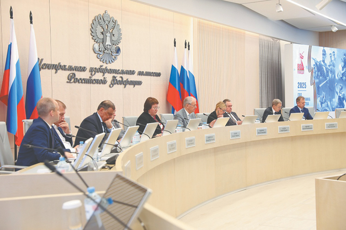Выборы губернаторов проходят стадию "фестиваль демократии"