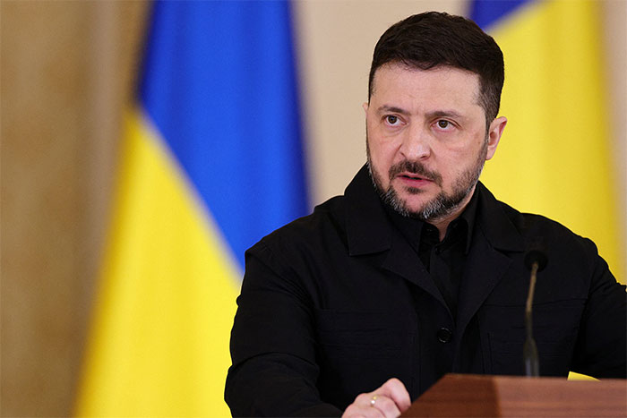 Зеленский превращается во врага Тегерана