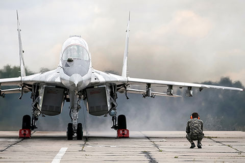 Украине обещают новые партии самолетов и ракет