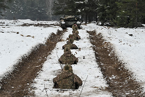 Киев готовится к миру, усиливая войска на фронте