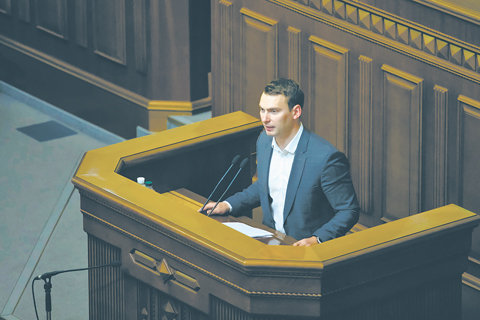 В Киеве предлагают укрепить власть Залужным