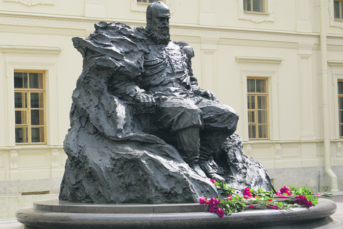 С Христом в душе, со Сталиным в башке. Когда русские перестанут давать миру уроки