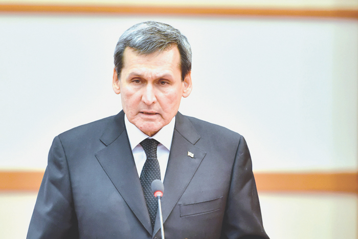 Ашхабад меняет вектор с восточного на западный