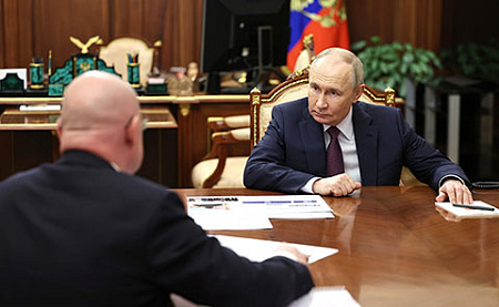 путин, внешнеполдитические мероприятия, пмэф, рапорт губернатора севастополя, госдума, выступление режиссера михалкова, едг, избирательная кампаниямихалкова