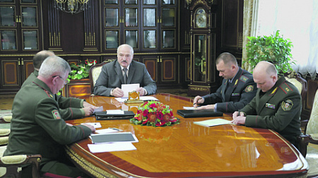 белоруссия, политика, лукашенко, законодательство, увольнение, призыв, забастовка, оппозиция, уголовные статьи, латушко, тихановская