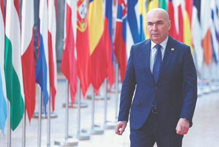 румыния, налоговая реформа, бюджетный дефицит, массовые протесты, праворадикальная оппозиция, вотум недоверия кабмину