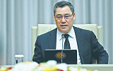 В Киргизии меняют силовиков и министров