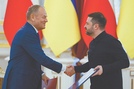 варшава, премьер туск, киев, проекты восстановления украины, ес, займ украине