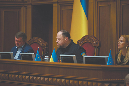 украина, коррупционный скандал, дело миндича, верховная рада, отставки министров, делегация пентагона