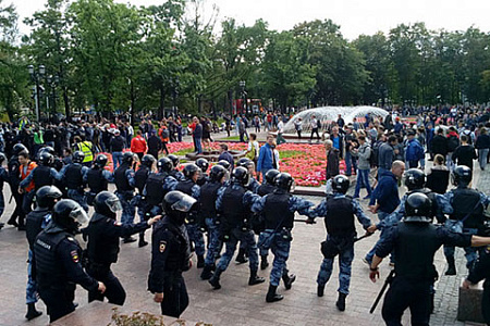 власть, протест, правоохранительные органы, полиция, дубинки, автозаки, выборы, оппозиция