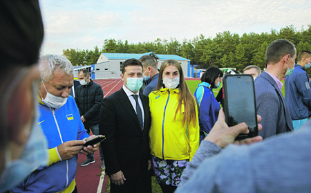 украина, соцопрос, главные события, настроения, власть, зеленский, рейтинг, коронавирус, пандемия