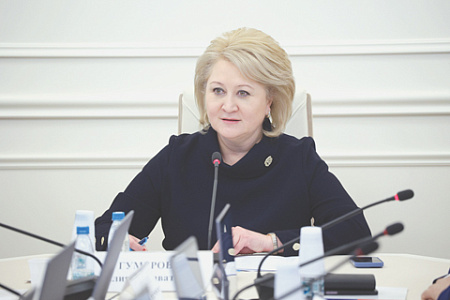 реформа системы высшего образования, закон, регулирование платного обучения, переизбыток специалистов, коррупционная составляющая